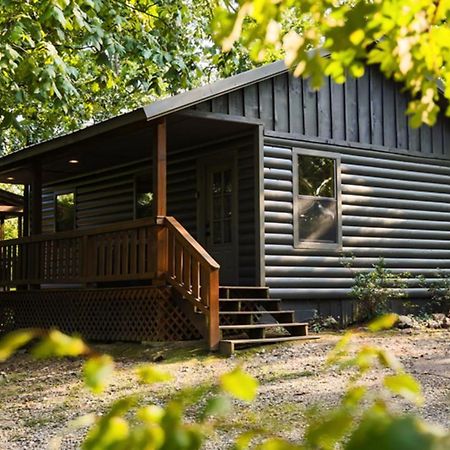 布罗肯鲍Camphouse At Eagle Ridge Includes Hot Tub, Wifi, And Charcoal Grill Cabin别墅 外观 照片